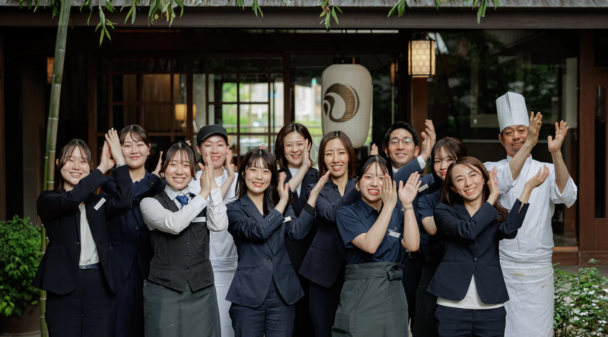 スタッフ集合写真