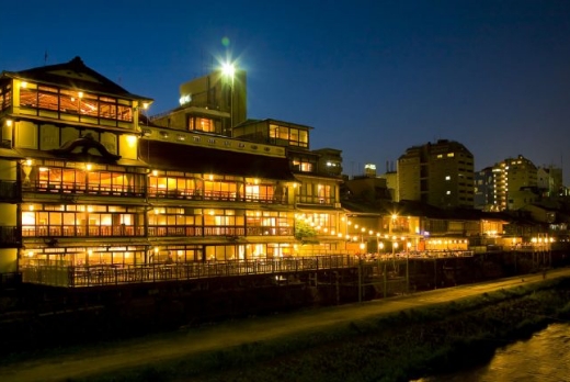 鮒鶴京都鴨川リゾート