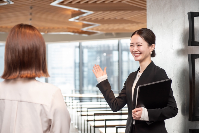 ブライダルフェアでの案内・プラン提案