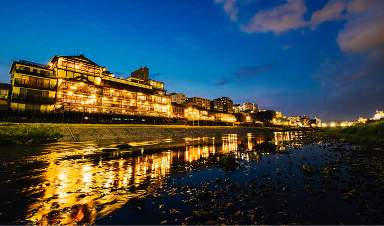 鮒鶴京都鴨川リゾート